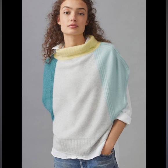 Anthropologie Sweaters - Anthropologie Daily Practice color blocked cashmere sweater. Size Small